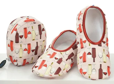 Snoozies Foot Covers with Pouch